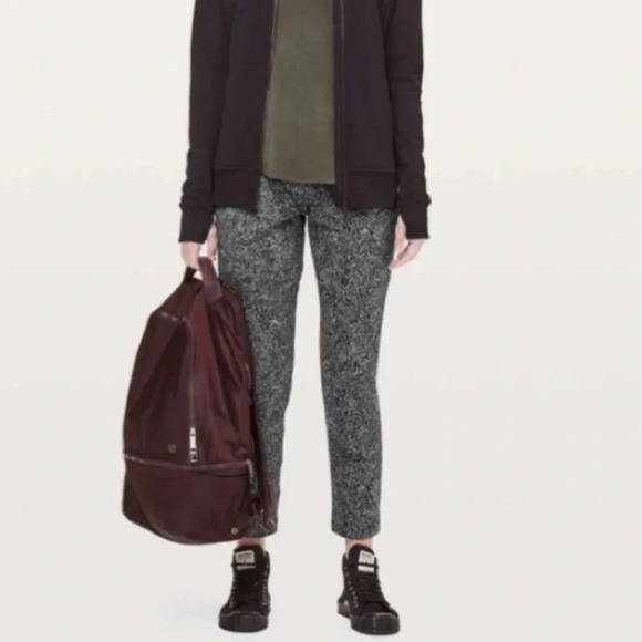 Lululemon On The Fly Pant - Picture 1 of 8